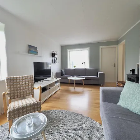 Дом отдыха Fishermans Village Lofoten *