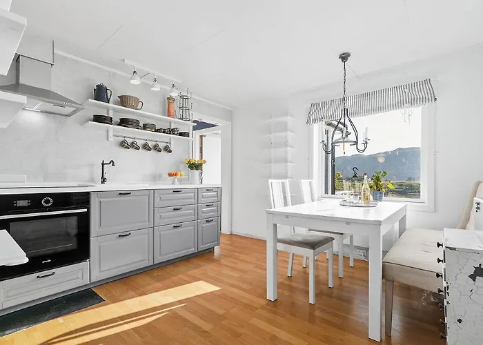 Fishermans Village Lofoten *